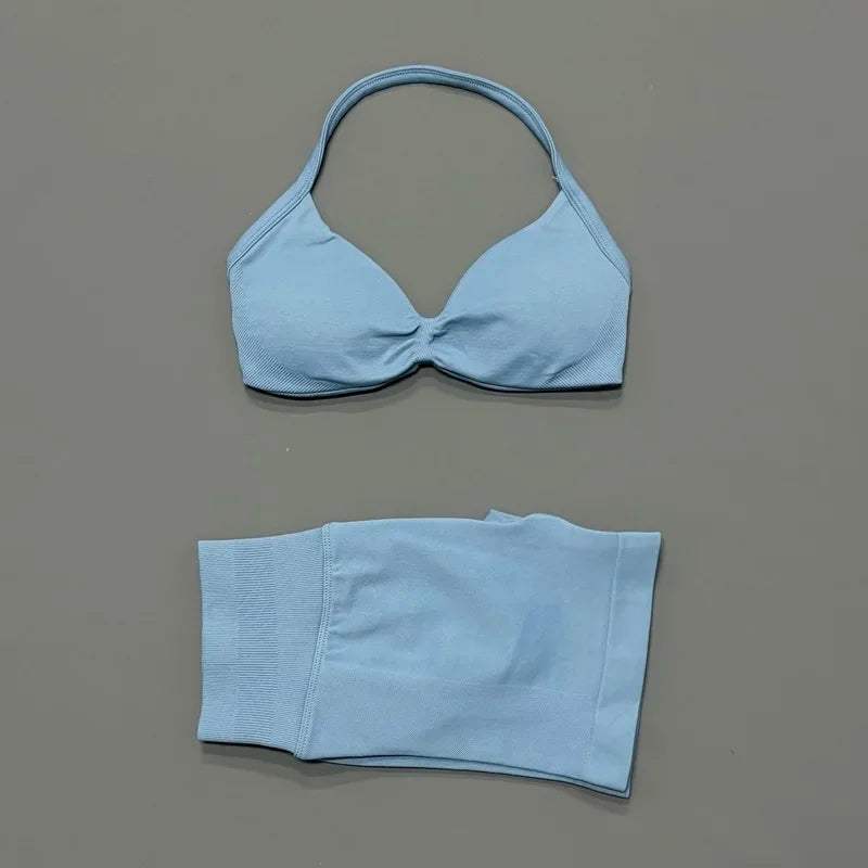 Seamless Yoga Bra And Scrunch Shorts Workout Set For Women