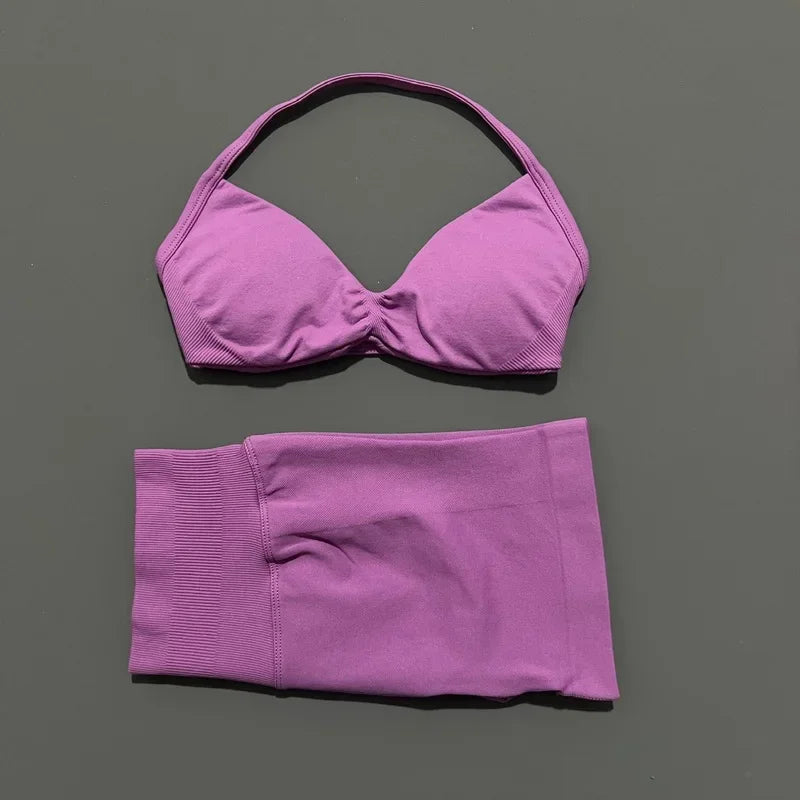 Seamless Yoga Bra And Scrunch Shorts Workout Set For Women