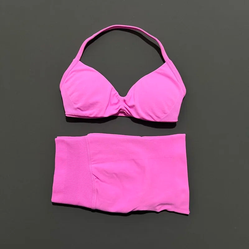 Seamless Yoga Bra And Scrunch Shorts Workout Set For Women