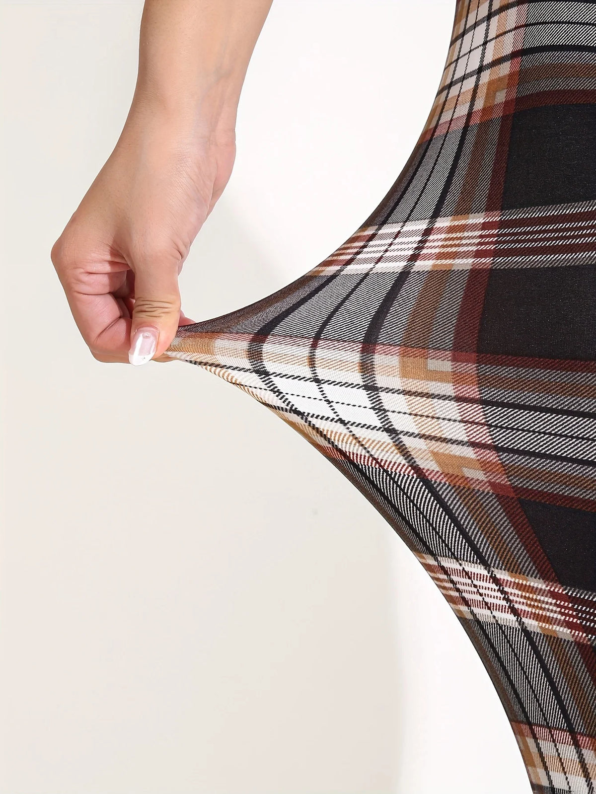 Women's High Waisted Plaid Yoga Leggings With Utility Pockets