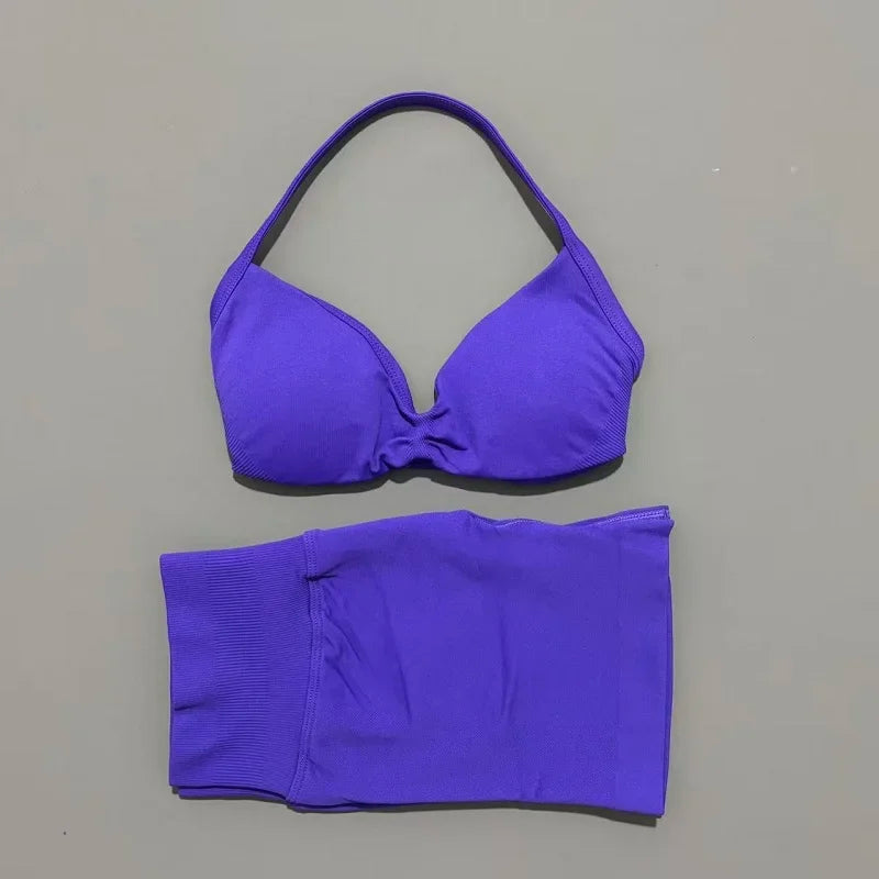 Seamless Yoga Bra And Scrunch Shorts Workout Set For Women
