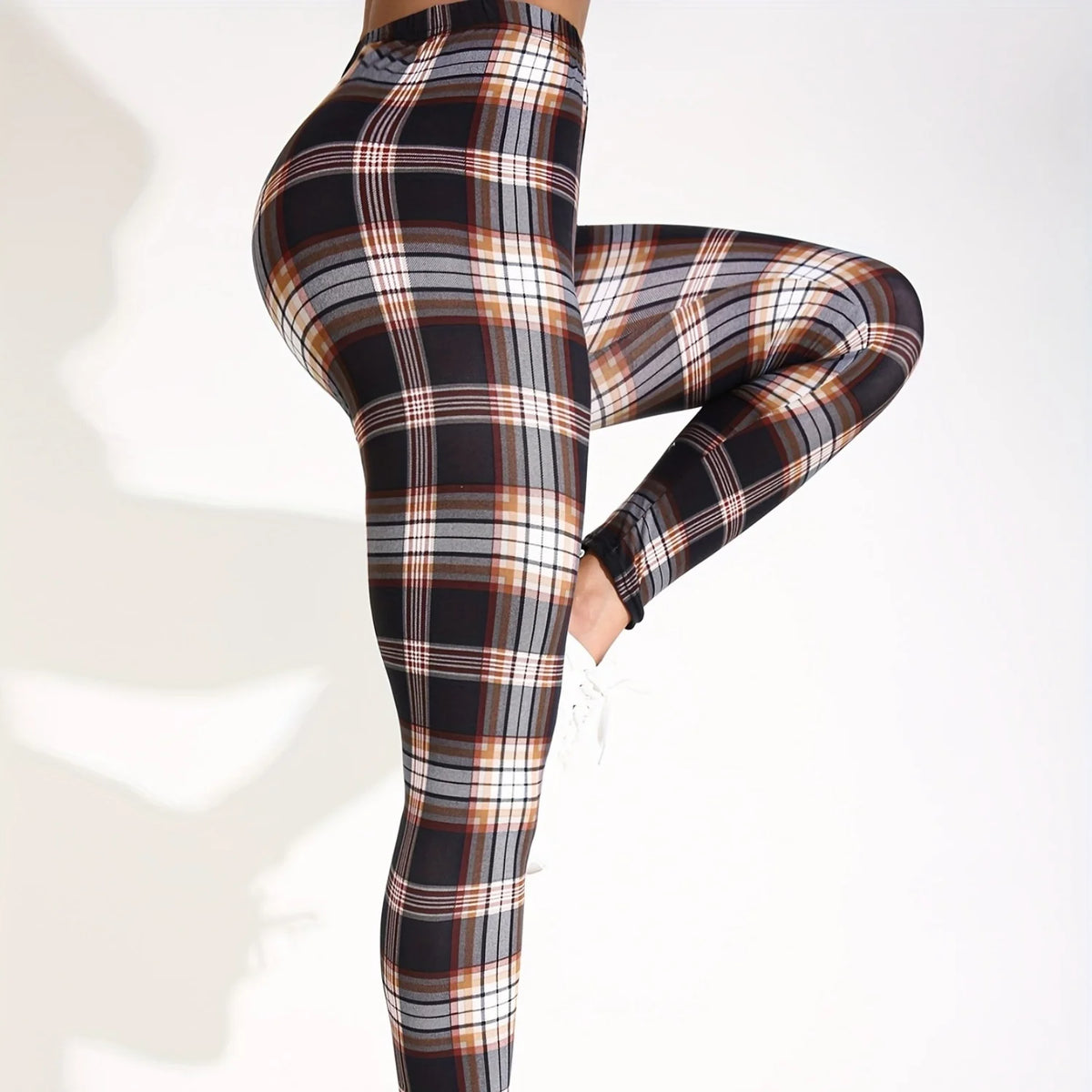 Women's High Waisted Plaid Yoga Leggings With Utility Pockets