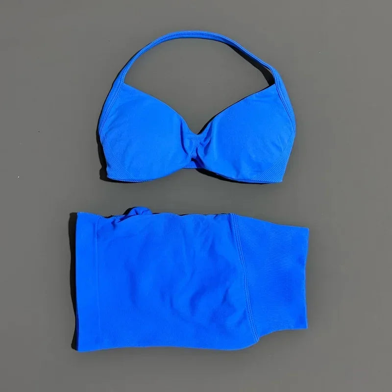 Seamless Yoga Bra And Scrunch Shorts Workout Set For Women