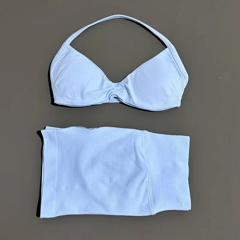 Seamless Yoga Bra And Scrunch Shorts Workout Set For Women