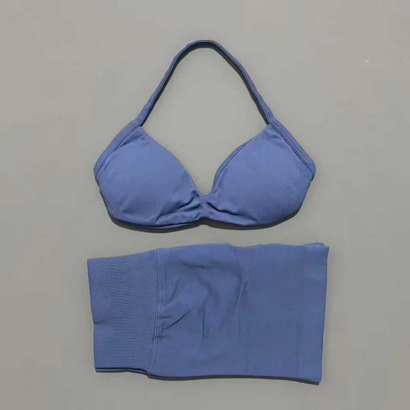 Seamless Yoga Bra And Scrunch Shorts Workout Set For Women