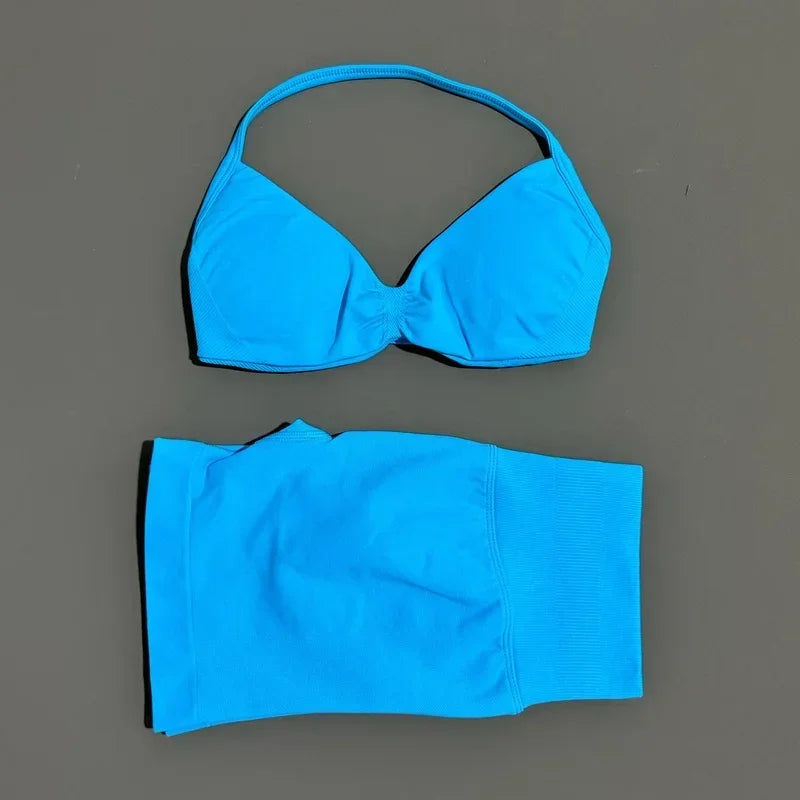 Seamless Yoga Bra And Scrunch Shorts Workout Set For Women