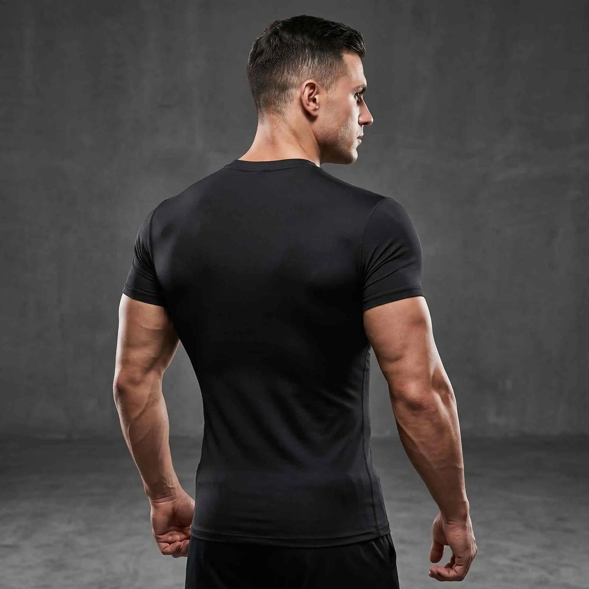 Mens Compression Workout Shirts Quick Dry Athletic Baselayer Training Tops